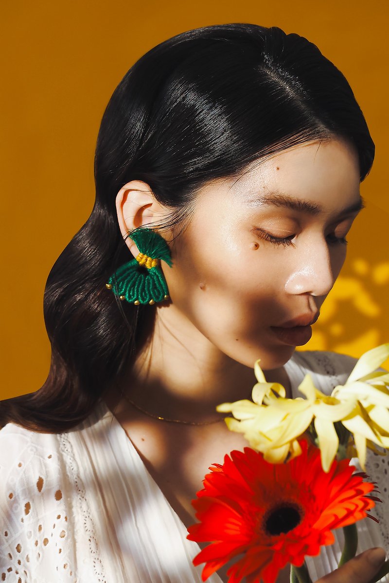 梦幻岛系列 贝壳耳环 热带绿 - 耳环/耳夹 - 棉．麻 绿色
