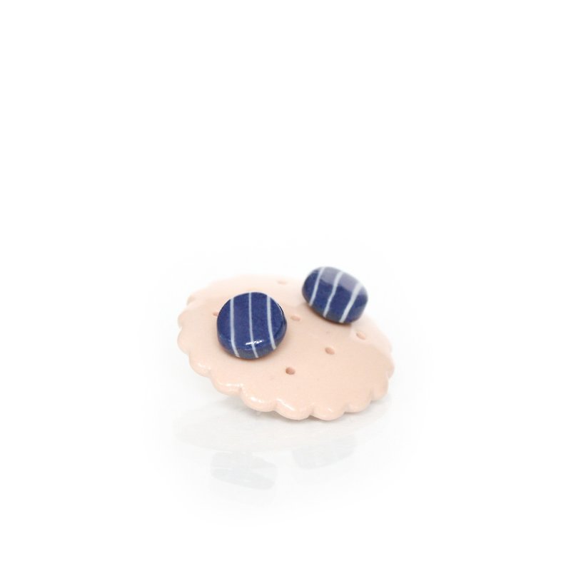 钢针 陶瓷耳环 蓝宝石耳环 摄氏1270度烧制 - 耳环/耳夹 - 瓷 蓝色