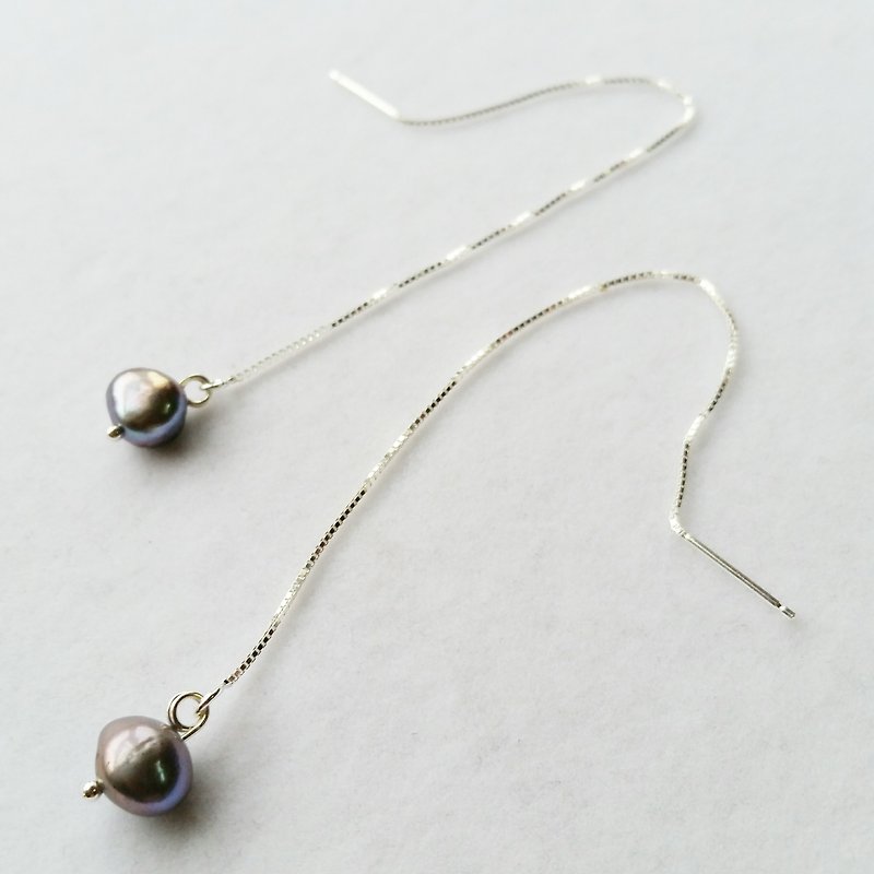 pearl 925 silver earline925纯银耳线 (淡水黑珍珠) - 耳环/耳夹 - 宝石 黑色