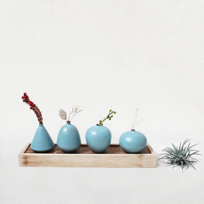 手工陶瓷迷你花器组合套 浅蓝色 - 花瓶/陶器 - 陶 蓝色