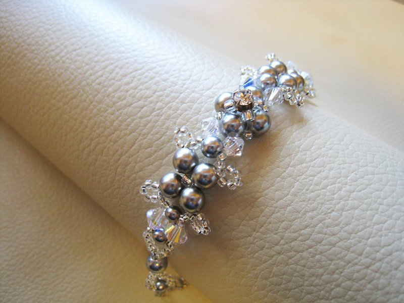 Silky Pearl & Swarovski Crystal Bracelet / JAB : Gray - 手链/手环 - 珍珠 灰色