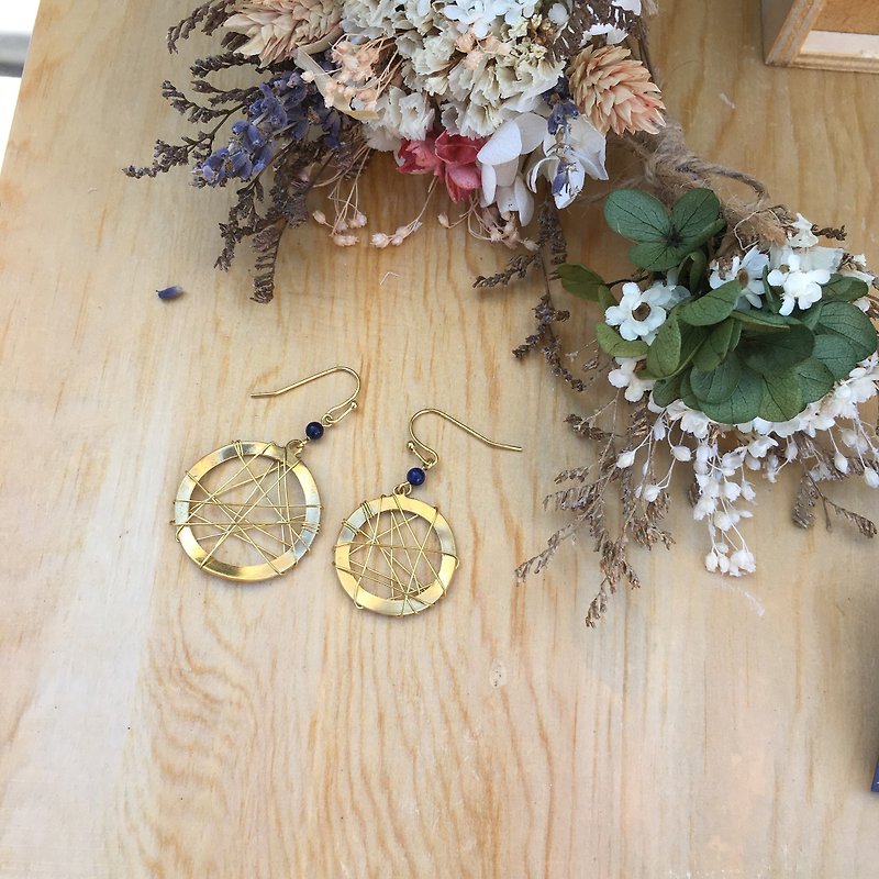 绕 手工黄铜耳环 针式/夹式 - 耳环/耳夹 - 铜/黄铜 金色
