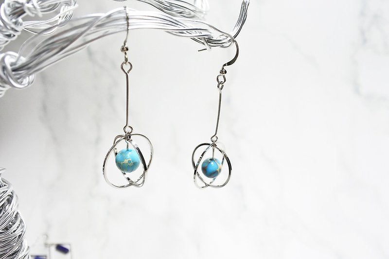 【地球仪】天然石垂挂耳环 - 耳环/耳夹 - 其他金属 蓝色