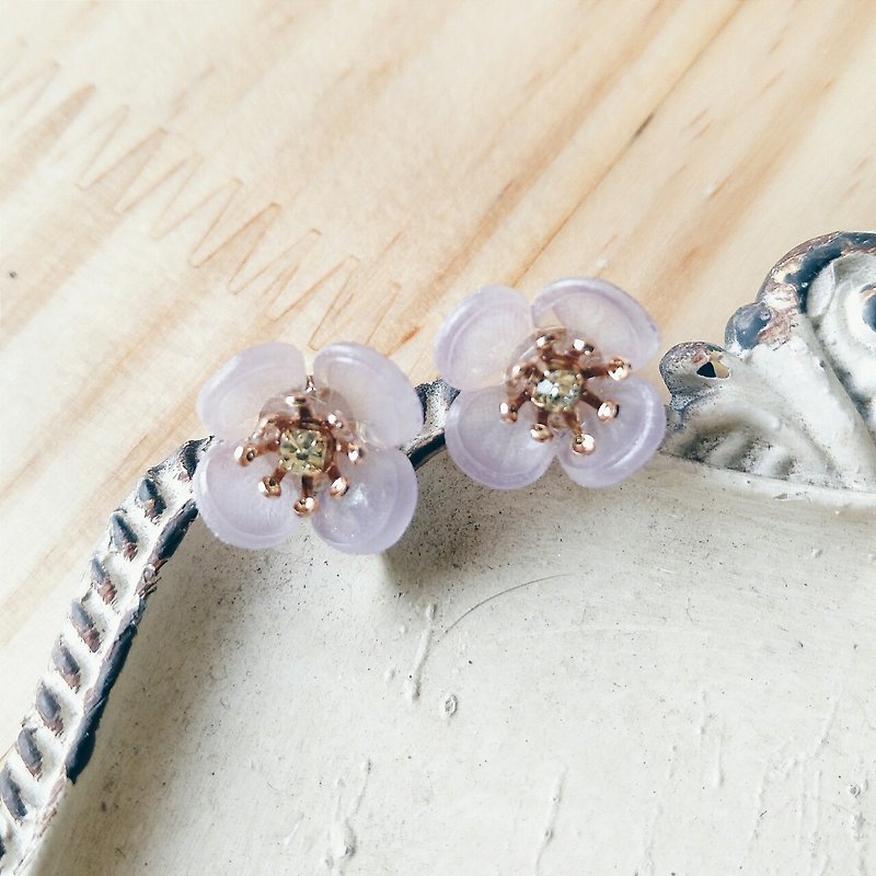 momolico 桃子莉可 幸运草耳环 紫  可改夹式 - 耳环/耳夹 - 其他材质 紫色