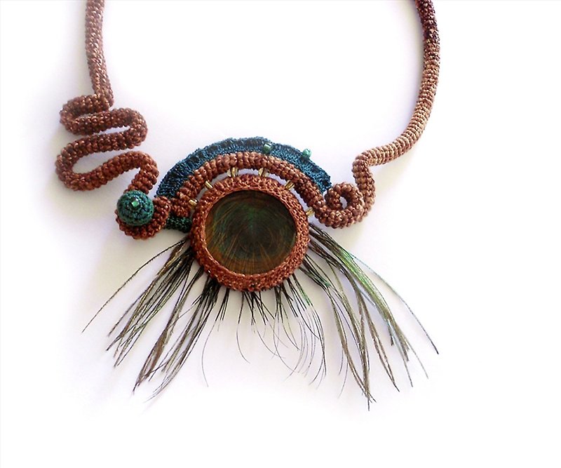 Crochet Tube Exotic Necklace Peacock Feather Unique Design - 项链 - 绣线 咖啡色