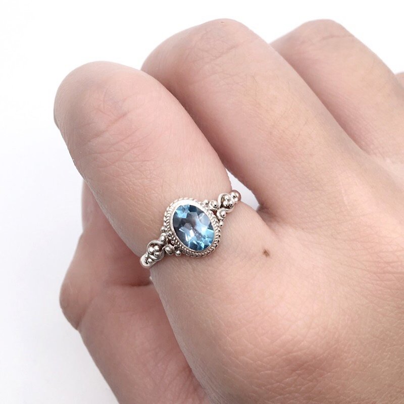 蓝托帕石925纯银雅致设计戒指 尼泊尔手工镶嵌制作 - 戒指 - 宝石 蓝色