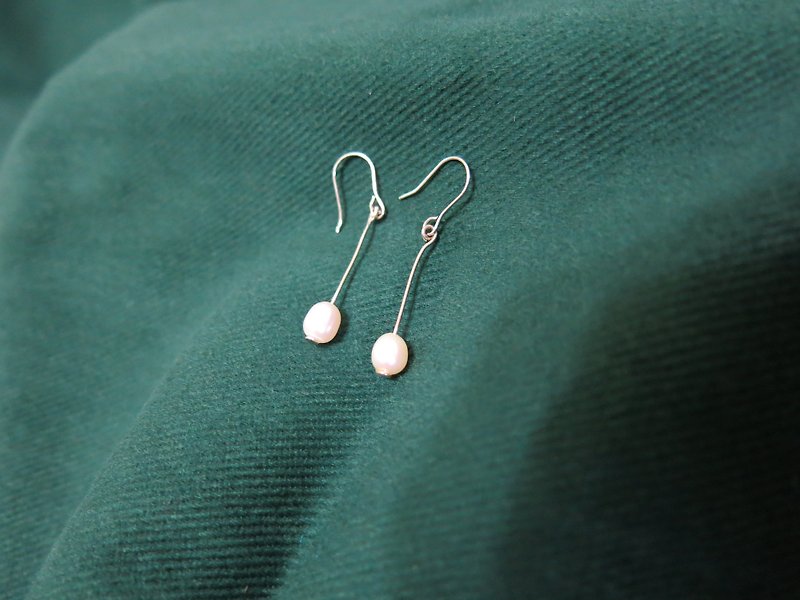 简约珍珠耳环 - 耳环/耳夹 - 纯银 银色