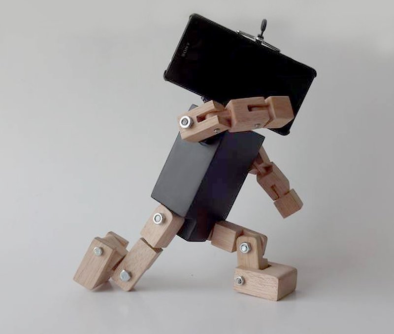 Smartphone robot Black  ( No Base ) - 玩偶/公仔 - 木头 黑色