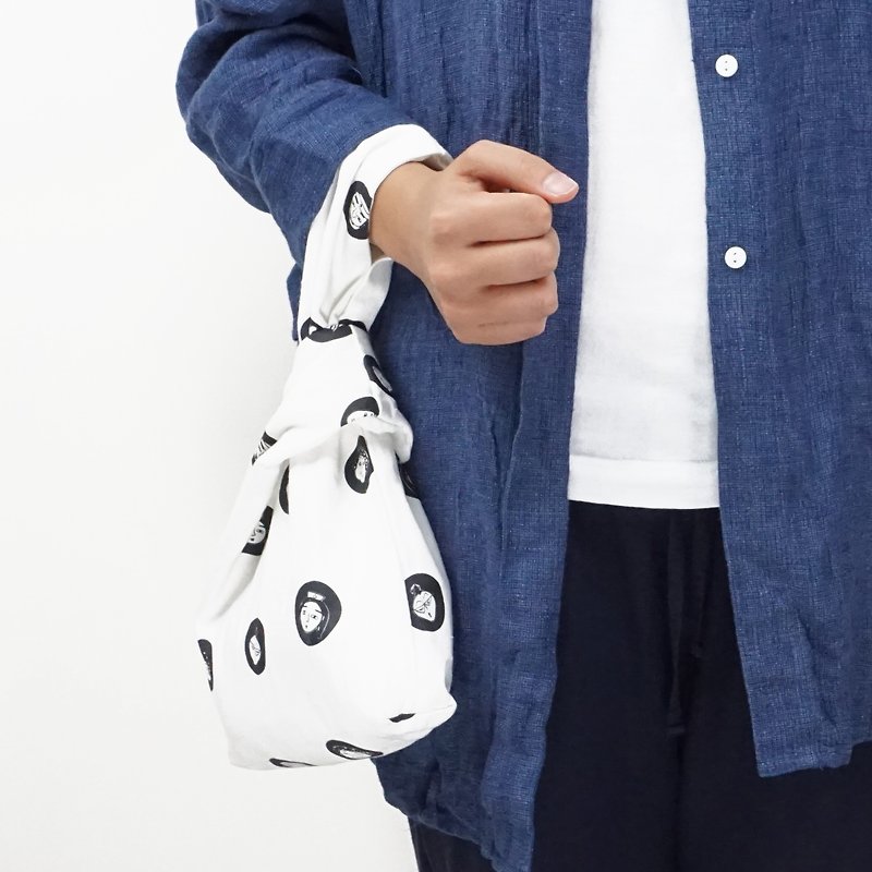 【 阿萨布鲁 点点系列 】日系 多功能 手机 手腕袋 共2款 现货 - 手提包/手提袋 - 棉．麻 白色