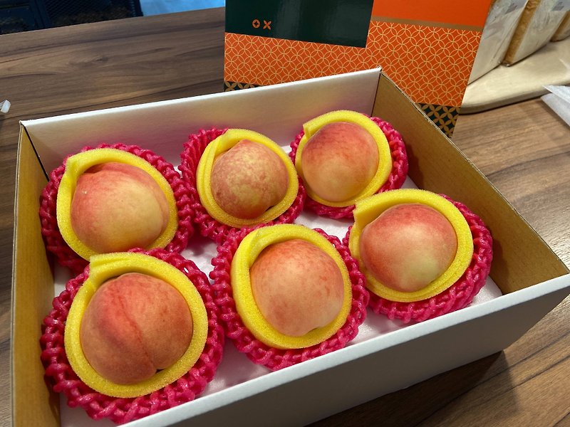 台湾红玉水蜜桃6入礼盒 - 其他 - 其他材质 