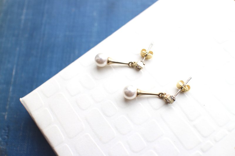 小甜筒-锆石 珍珠 黄铜耳环-可改夹 - 耳环/耳夹 - 其他金属 白色