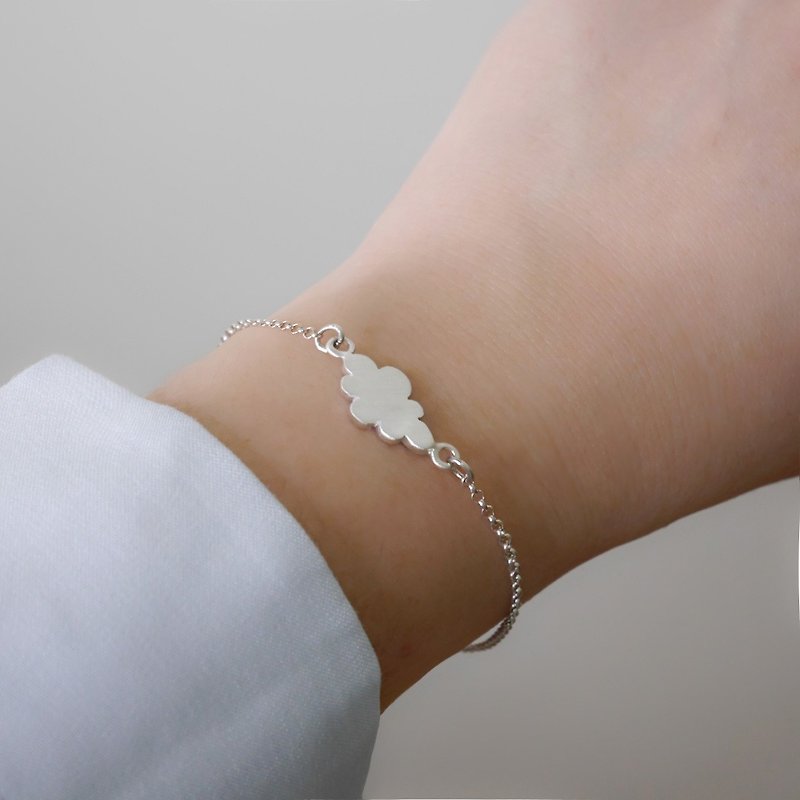 棉花糖云朵手链 - 925纯银雾面质感 可定制化刻字 免费礼物包装 - 手链/手环 - 纯银 银色