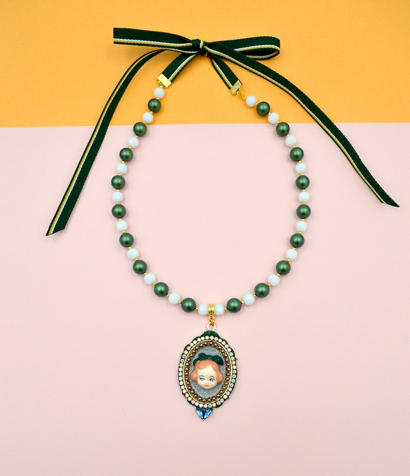 绿色蝴蝶结娃娃珠宝风丝带贝壳珠子项链 - 项链 - 其他材质 绿色