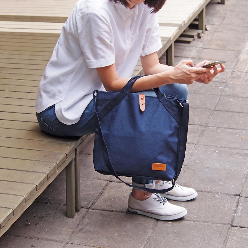 MONO collection - Cloth Bag, Cotton Canvas, Pocket for Tablets, iPad, iPhone - 其他 - 棉．麻 蓝色