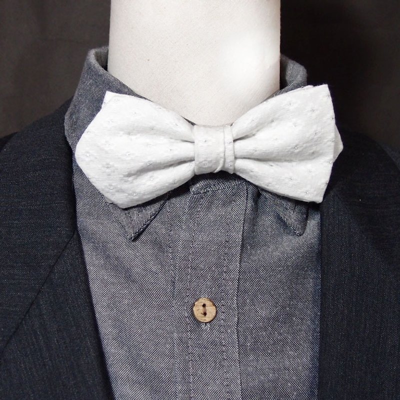全白银点缇花布领结 或 全白香槟色领结(双面可用) - 领带/领带夹 - 聚酯纤维 白色