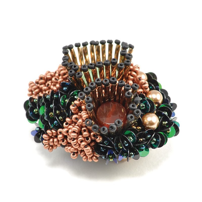胸針 copper and green circle beads brooch brooch, statement and sparkly brooch  6 - 胸针 - 塑料 金色