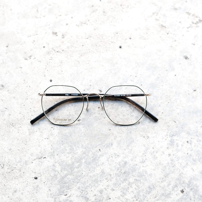 【目目商行】新款  钛金属 六角钛金属框 细框 纯钛＋板材镜腿 墨绿 一体成型新鼻垫 - 眼镜/眼镜框 - 其他金属 