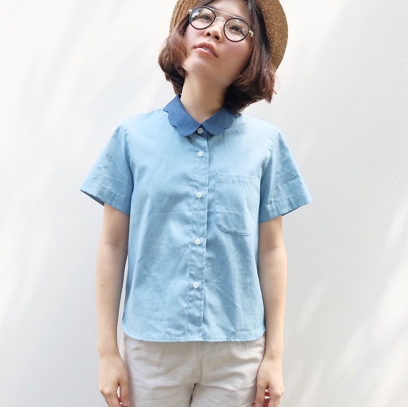 Flower Collar Shirt : Light Denim - 女装上衣 - 其他材质 蓝色