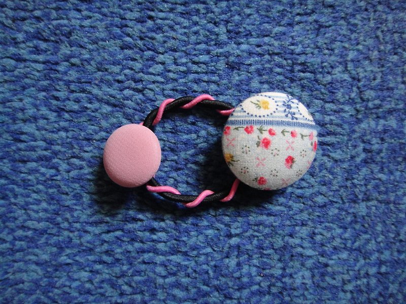 玫瑰花园 莓果粉 钮扣发圈 C54CIX27X04 - 发饰 - 棉．麻 蓝色