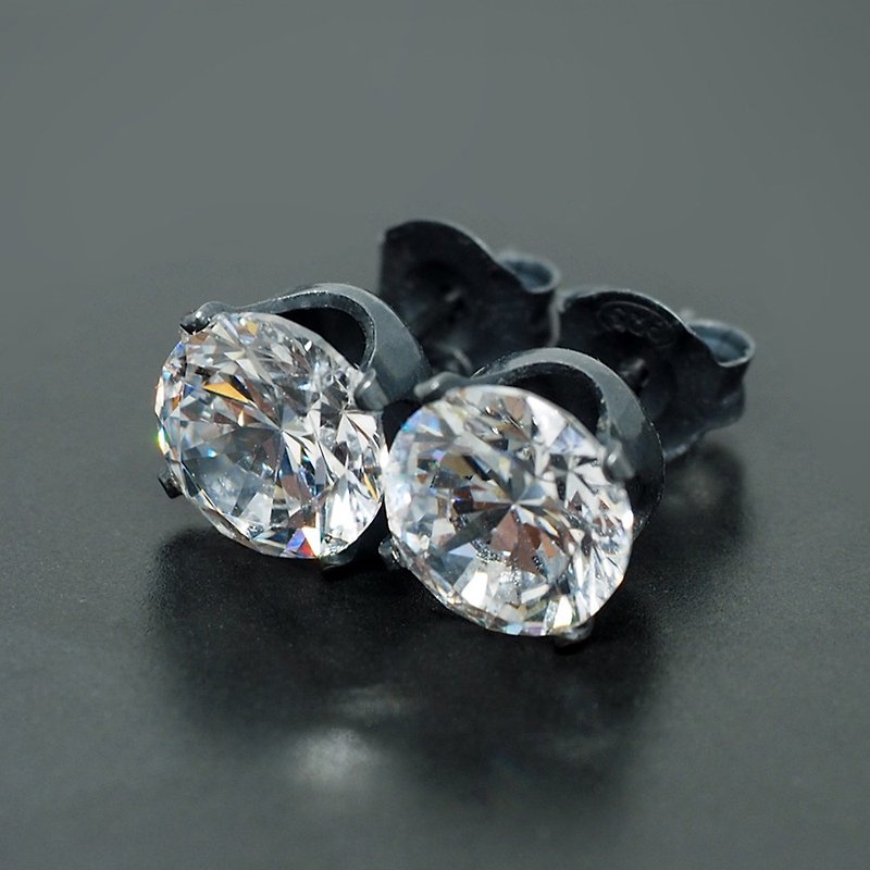 White Cubic Zirconia Stud Earrings - Black Sterling Silver - 4mm, 6mm, 8mm Round - 耳环/耳夹 - 其他金属 白色