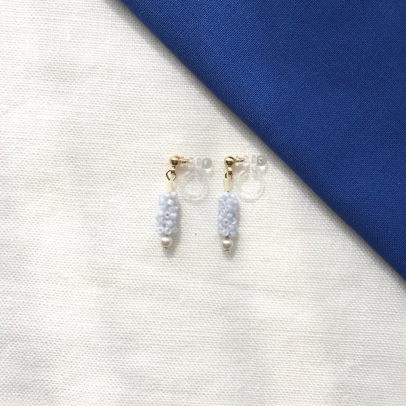 Earrings / Beads / Pale blue / Silkypearl - 耳环/耳夹 - 其他材质 蓝色