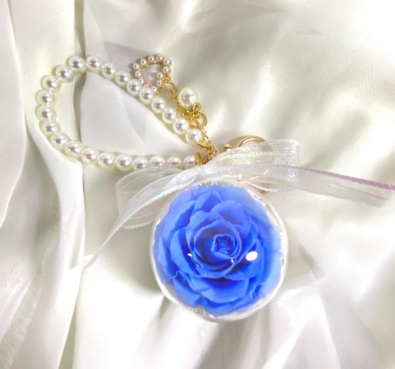 天空蓝永生花珍珠串珠压克力球吊饰 - 干燥花/捧花 - 植物．花 蓝色