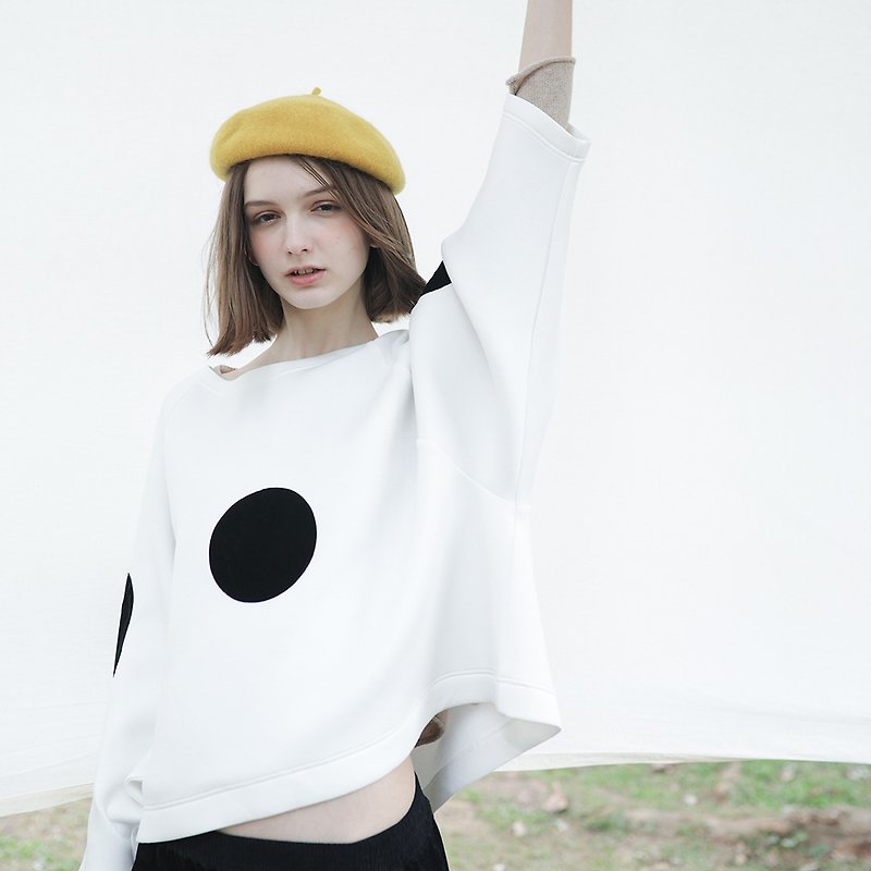 黑白圆点空气棉上衣 - imakokoni - 女装 T 恤 - 棉．麻 白色