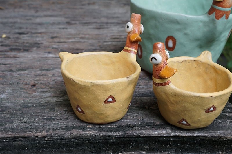 Duck and duckling ceramic plant pot , cactus , handmade ceramic Duck - 花瓶/陶器 - 陶 橘色