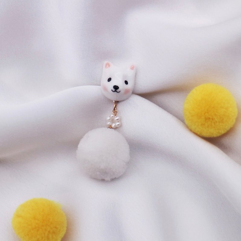萨摩耶犬 珍珠 | 一对耳夹 | 耳饰 | 耳针 - 耳环/耳夹 - 粘土 白色