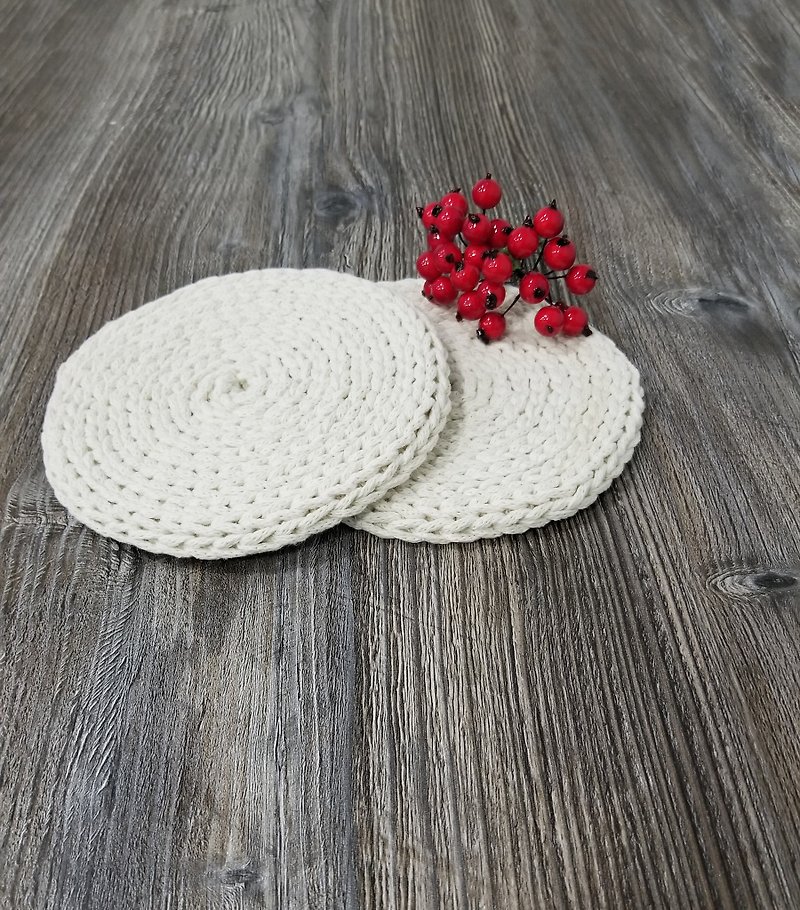 Set of 2 crochet cotton coasters Knit napkin gift Festive table decoration - 餐垫/桌巾 - 棉．麻 