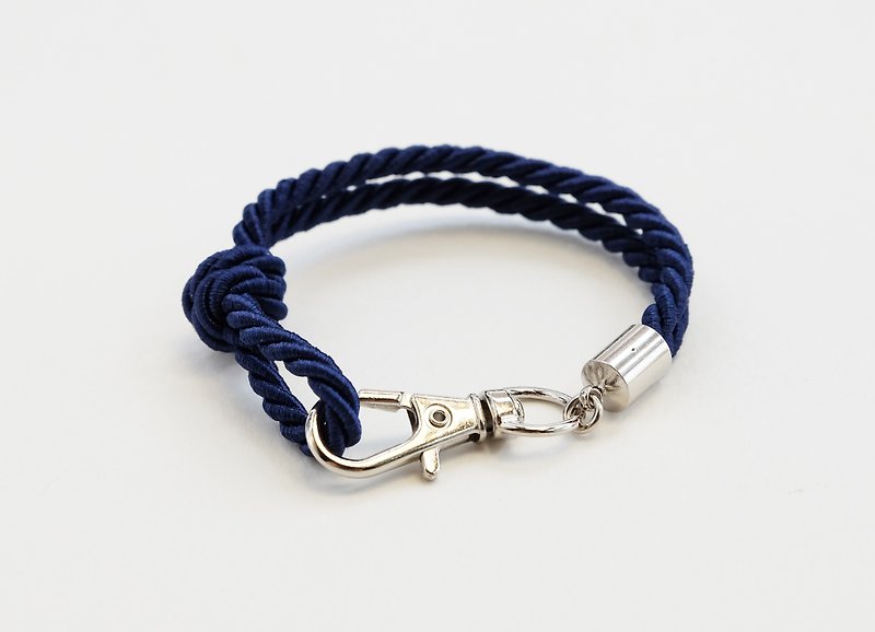 Silver clip bracelet in navy blue color - 手链/手环 - 其他材质 蓝色