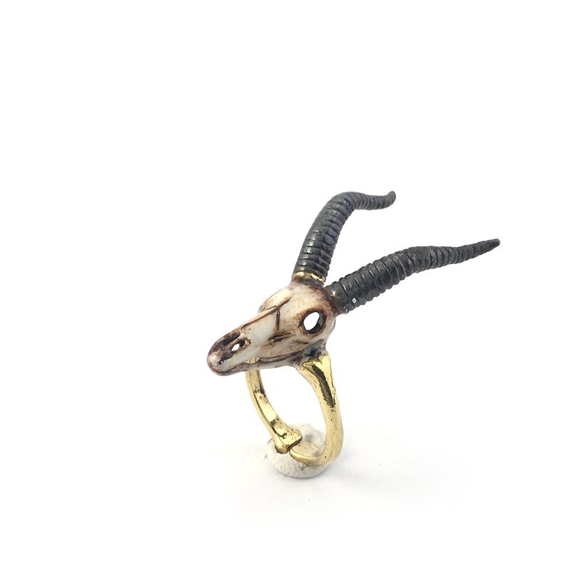 Zodiac Sea-Goat skull ring is for Capricorn in Brass and realistic color ,Rocker jewelry ,Skull jewelry,Biker jewelry - 戒指 - 其他金属 