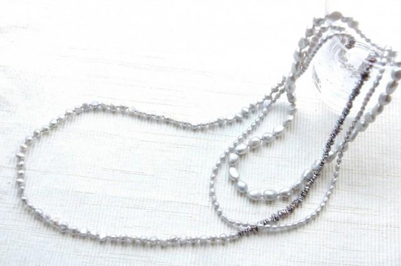 4種のグレーパールのロングネックレス - 项链 - 宝石 灰色