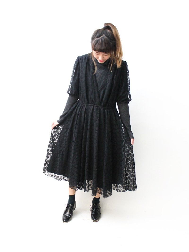日本制复古大人感黑色蕾丝五分袖古着洋装 - 洋装/连衣裙 - 聚酯纤维 黑色