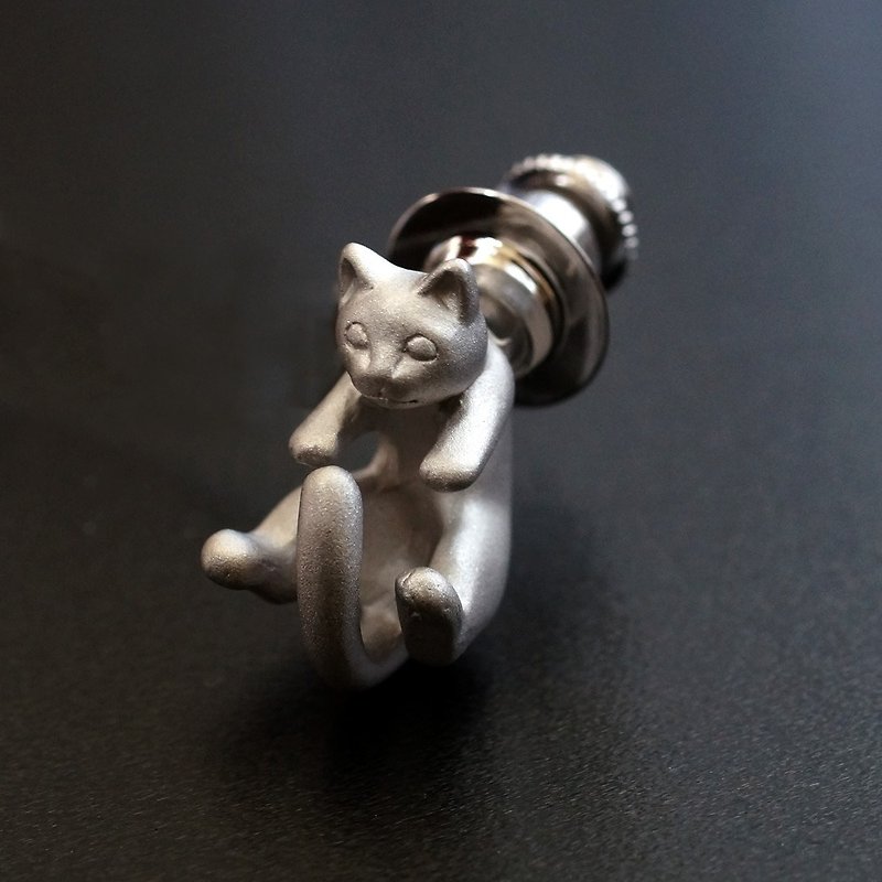 猫ピンブローチ　ラテュ 真鍮 シルバーコーティング - 胸针 - 其他金属 银色