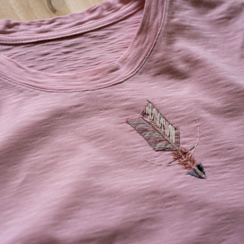 貮们 ‘茜草植物染弓箭手缝短袖T恤MAN17’尺寸S号 - 男装上衣/T 恤 - 棉．麻 粉红色
