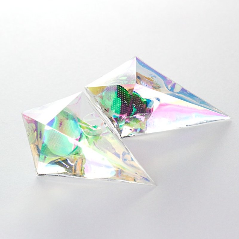 鋭角ピラミッドイヤリング(虹) - 耳环/耳夹 - 其他材质 多色