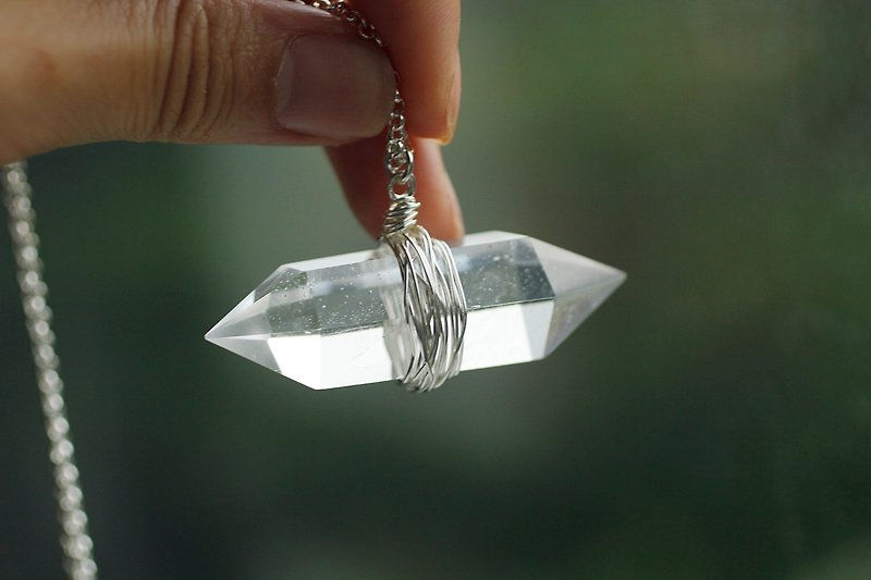 双尖白水晶柱颈链 白晶　能量 中性　男女皆可 - 颈链 - 宝石 透明