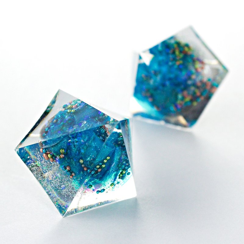 ペンタゴンドームピアス(青い氷山) - 耳环/耳夹 - 其他材质 蓝色