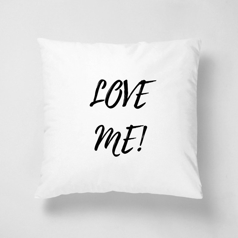 LOVE ME / 短绒抱枕 (颜色定制) - 枕头/抱枕 - 聚酯纤维 白色