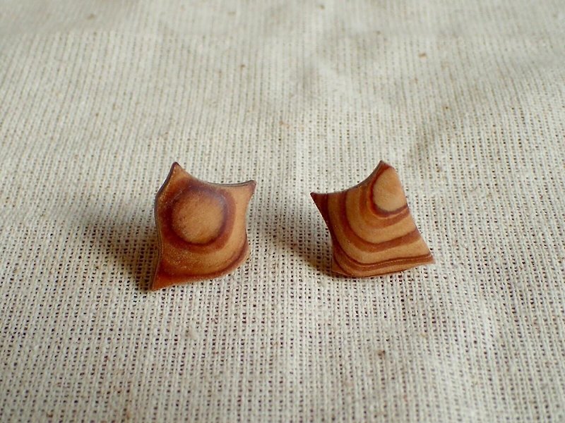 hayateピアス - 耳环/耳夹 - 木头 咖啡色