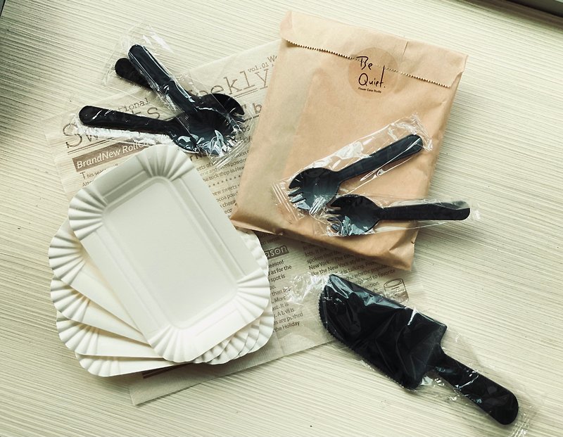 【加购区】餐盘组 - 餐刀/叉/匙组合 - 纸 
