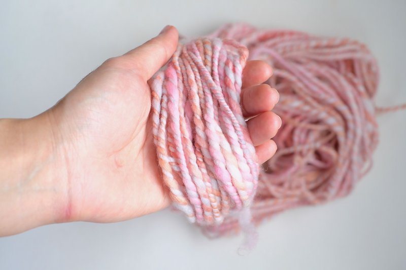手纺线_ DUO_ merino wool _ grey pink - 编织/刺绣/羊毛毡/裁缝 - 羊毛 