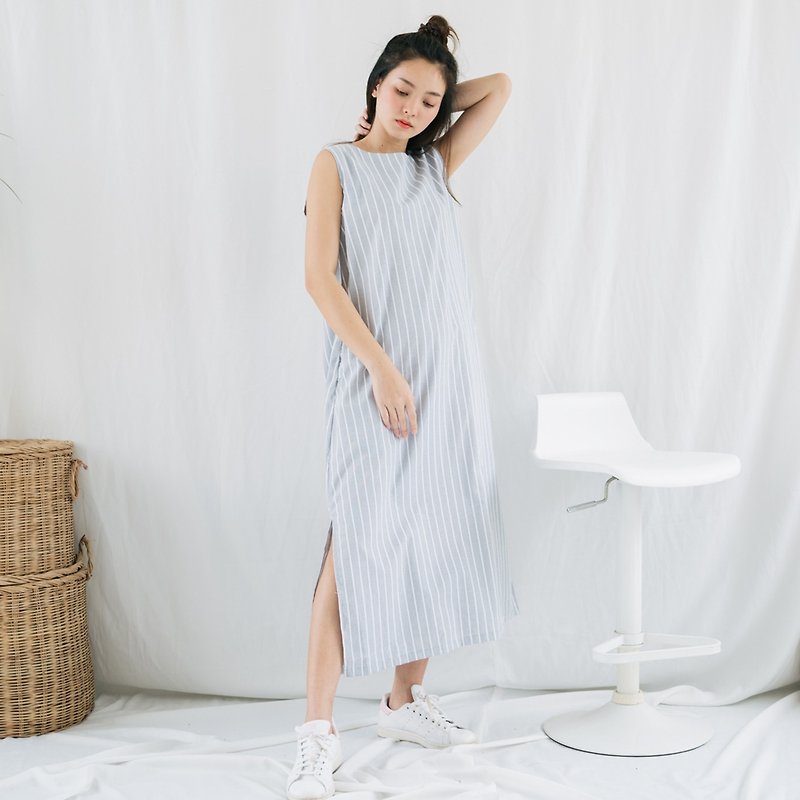 Sleeveless Maxi Dress - Light Gray - 洋装/连衣裙 - 棉．麻 灰色