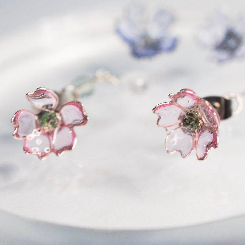 樱花背夹耳环　镶嵌花石和玫瑰石英 - 耳环/耳夹 - 半宝石 粉红色