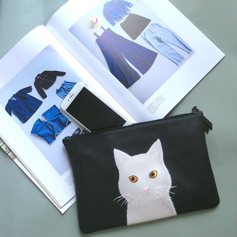 【开运礼物】猫猫手提袋/收纳袋/化妆包包/拉链袋Clutch 情侣礼物 - 手提包/手提袋 - 人造皮革 黑色