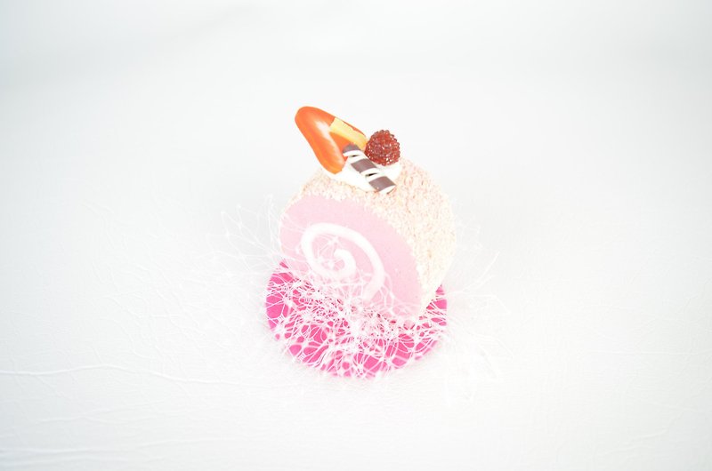 Headpiece Hair Clip Birthday Hat Cake Sprinkles Strawberry or Vanilla Kawaii - 发饰 - 其他材质 粉红色