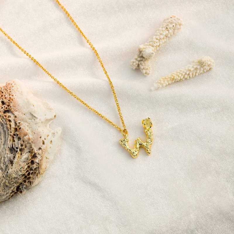 Alphabet pendant W letter - 项链 - 铜/黄铜 
