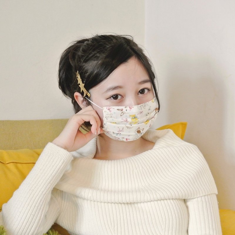 Material good Japanese cloth handmade mask | Cat / Rabbit White | TEMARIYA - 口罩 - 棉．麻 白色