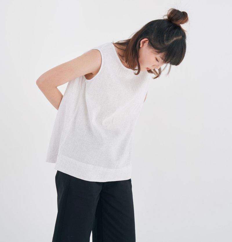 Linen Sleeveless Blouse with Button - Mini Stripe - 女装衬衫 - 亚麻 白色